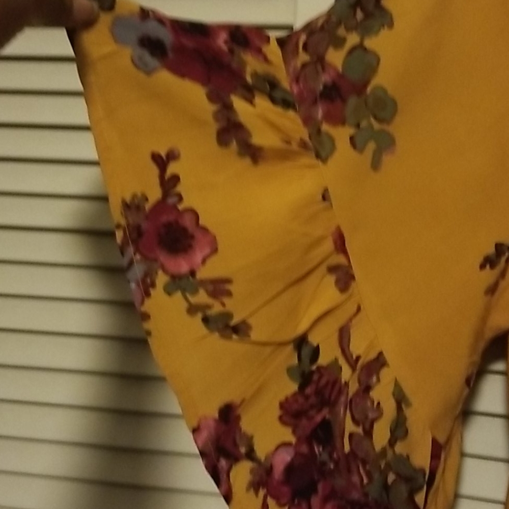 Top - Picture 3 of 8